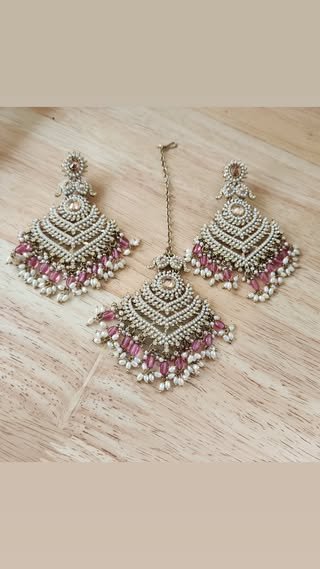 Earring and Tikka 5