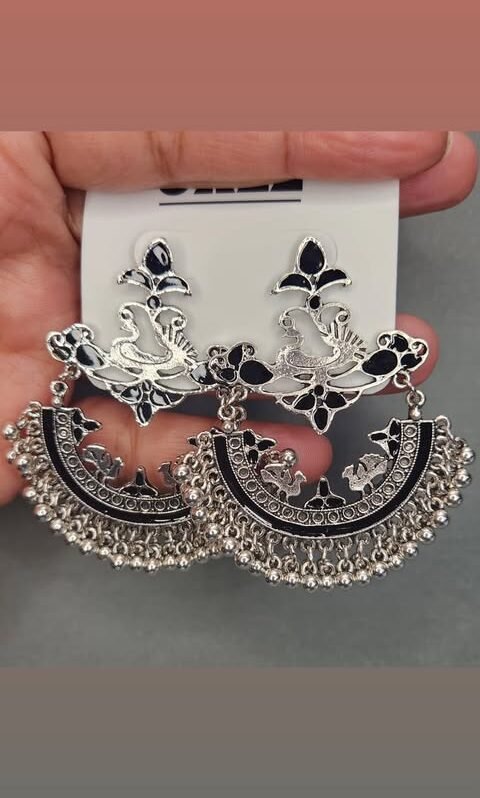 Earrings 15