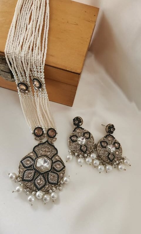 Long Mala 4