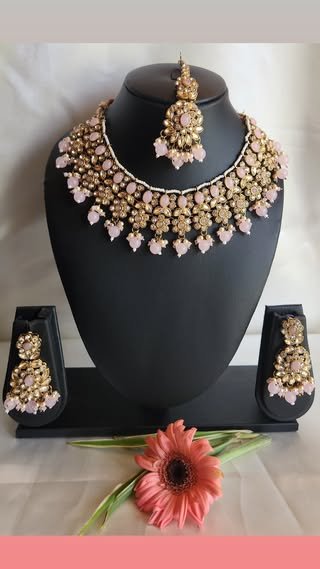 Necklace 1