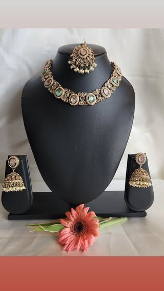 Necklace 10