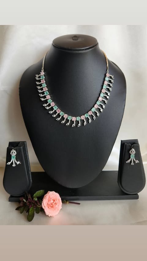 Necklace 122
