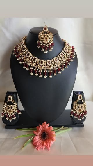 Necklace 17