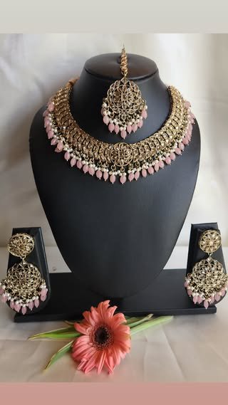 Necklace 20