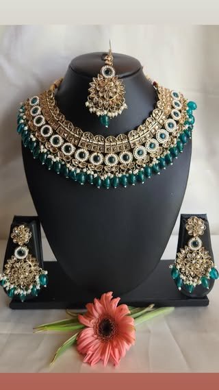 Necklace 28