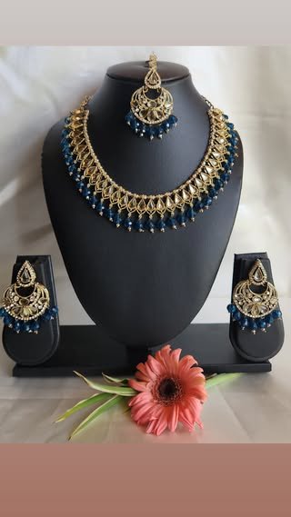 Necklace 30