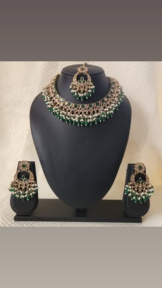 Necklace 40