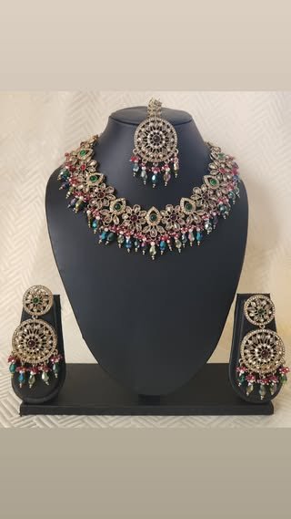 Necklace 43