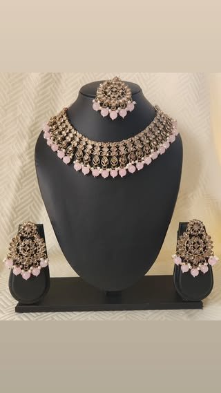 Necklace 44
