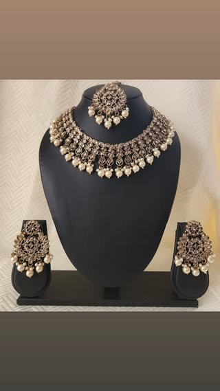 Necklace 56