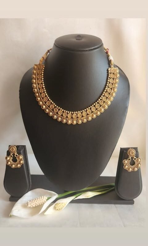 Necklace 66