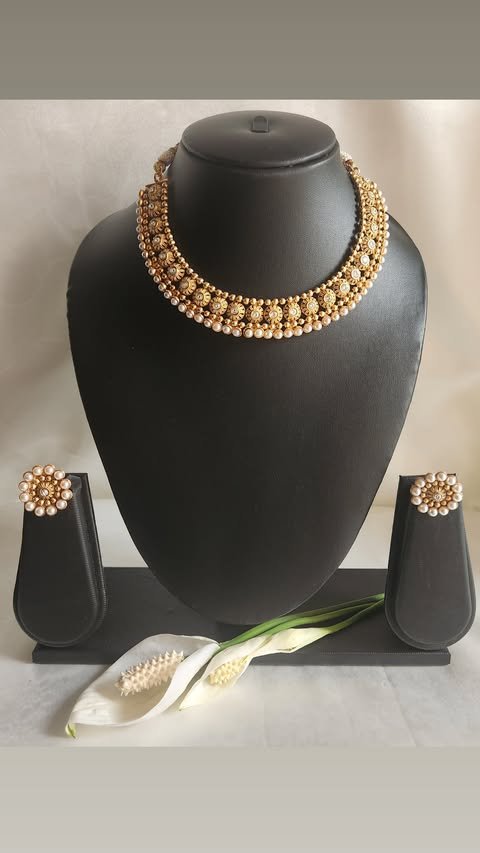 Necklace 72