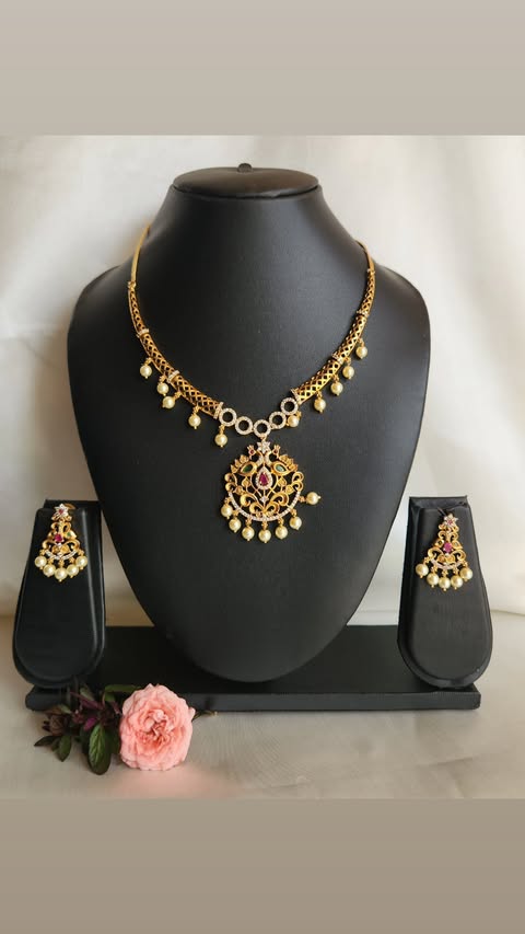 Necklace 83