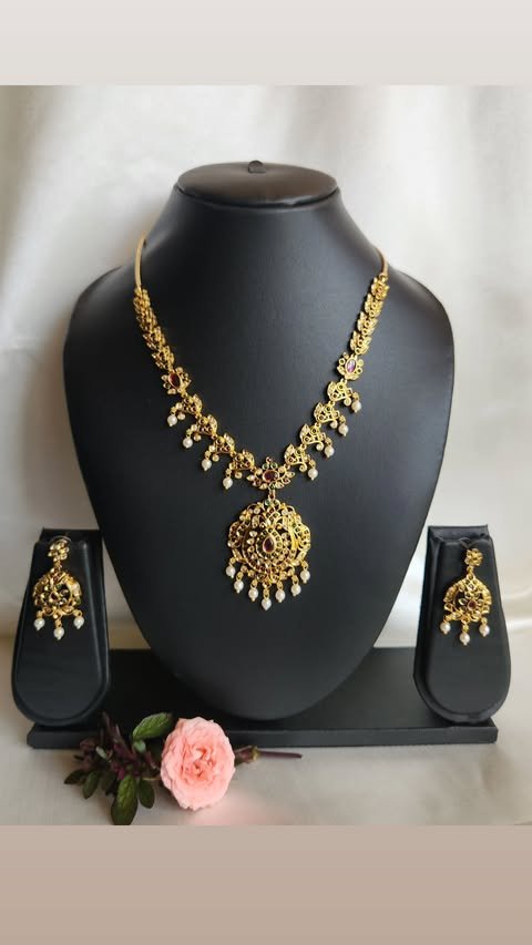 Necklace 93