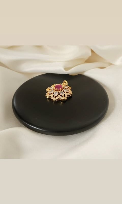 Pendants 10