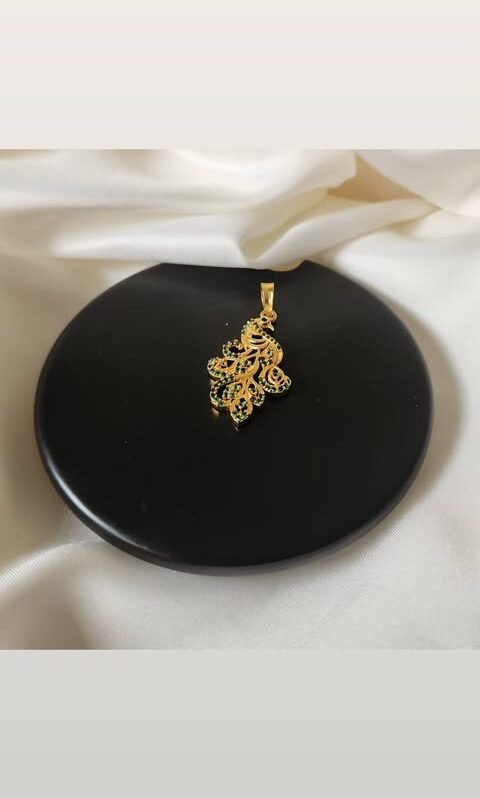 Pendants 9