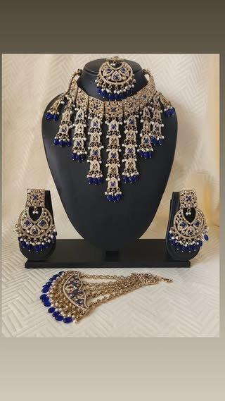 Semi Bridal Set 13