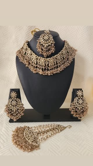 Semi Bridal Set 15