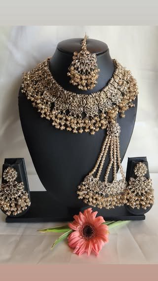 Semi Bridal Set 4
