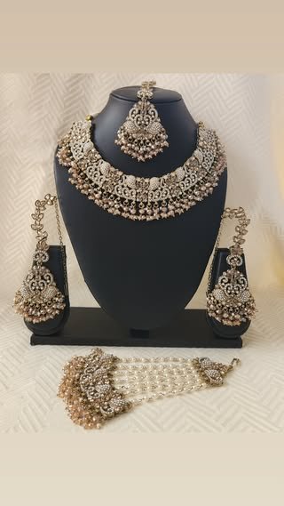 Semi Bridal Set 8
