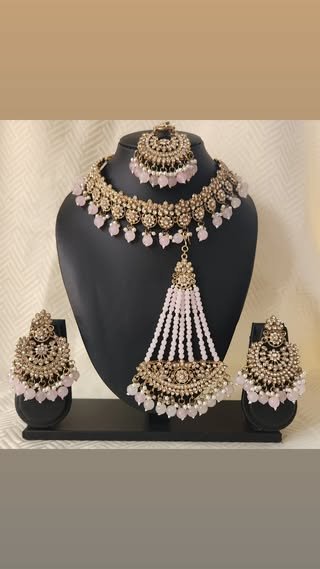 Semi Bridal Set 9